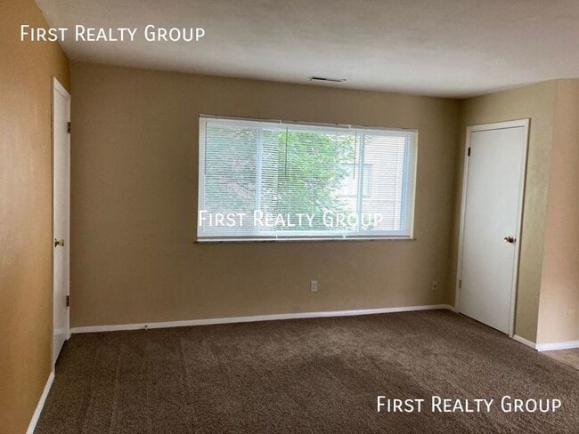 Photo - 737 Wilmington Ave Unit #9