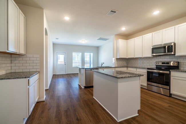 Photo - 612 LT Rusty Dr