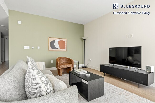 Photo - 447 17th St Unit FL21-ID1149