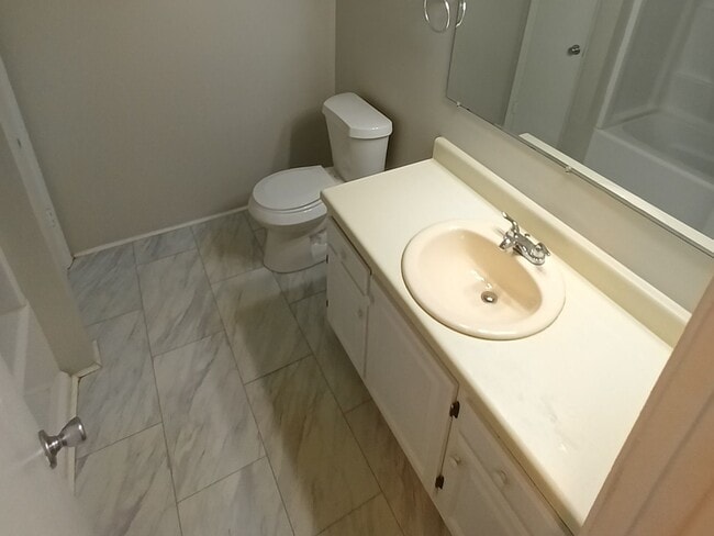 Photo - 36 Brianfield Dr Unit D