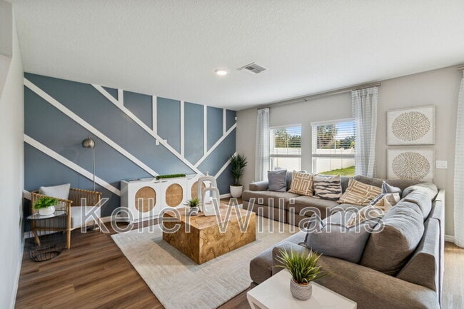 Photo - 601 Ambleside Dr