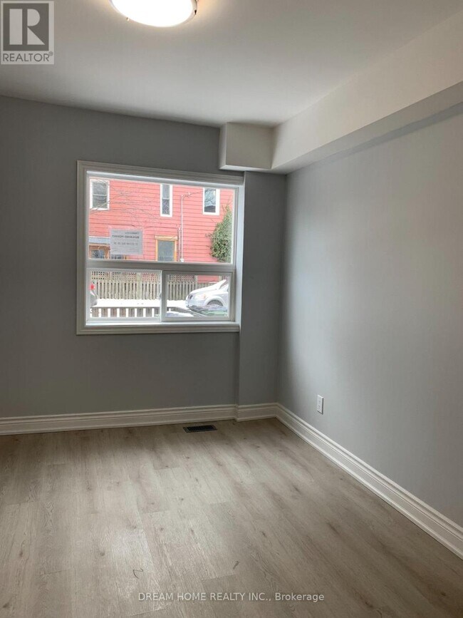 Photo - 12 Mansfield Ave