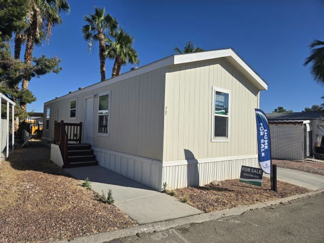 Photo - 2038 Palm St