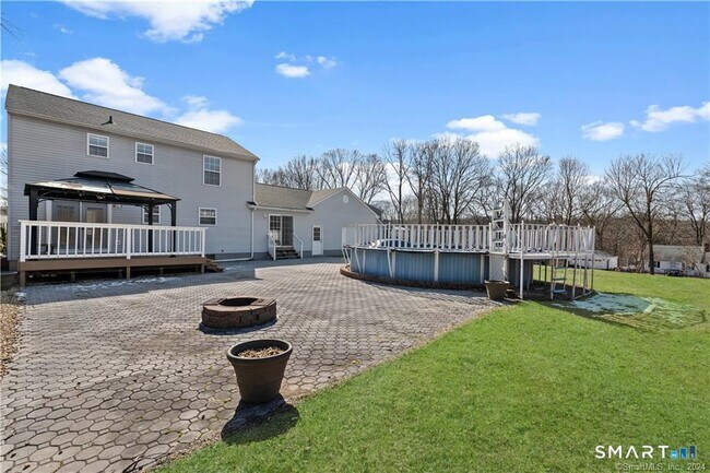 Photo - 84 Brookside Cir