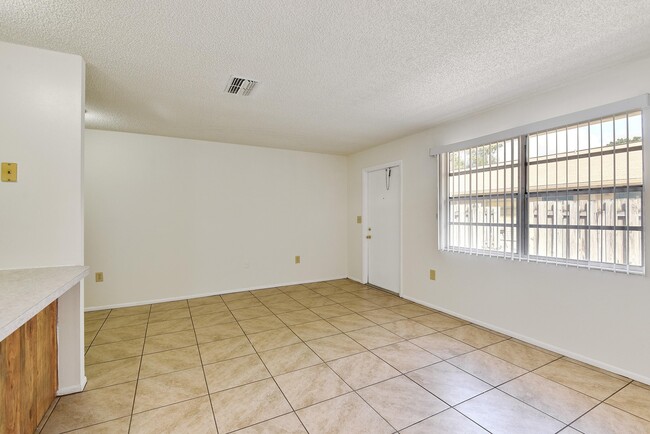 Photo - Edgewood Apartments