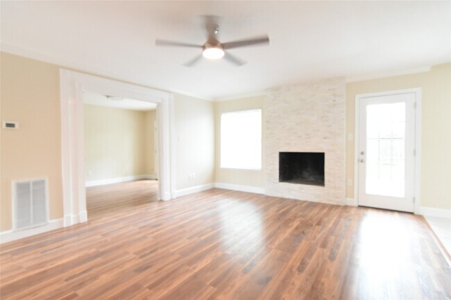 Photo - 13710 Ella Lee Ln