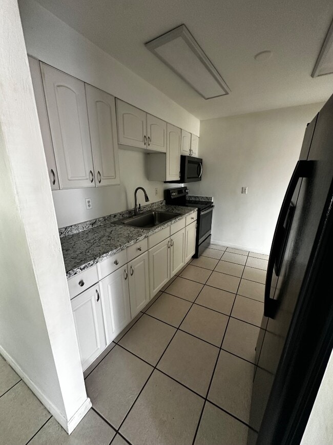 Photo - 1151 S Loop Blvd