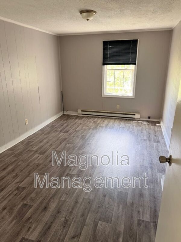 Photo - 359 Davis St