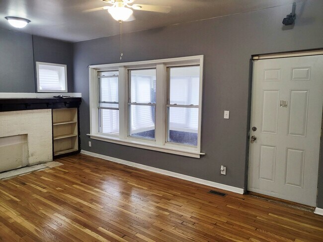 Photo - 2521 E 72nd Pl