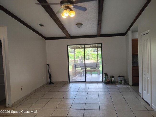 Photo - 1533 Emerson Dr SE