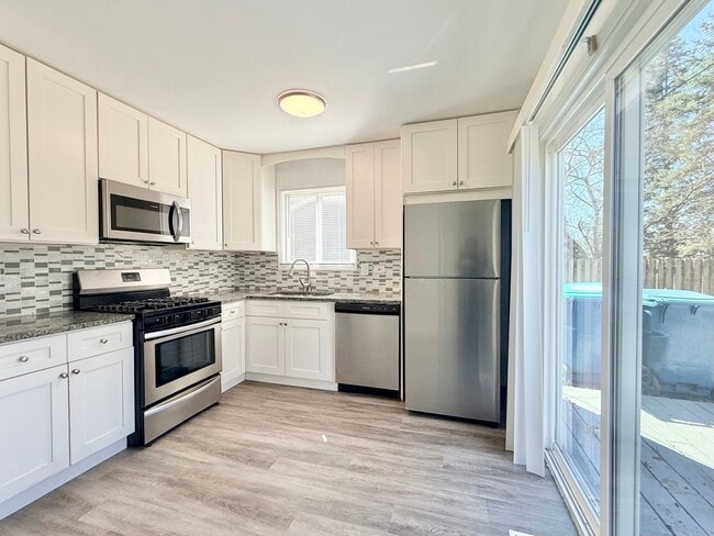 Photo - 1363 Andover Dr