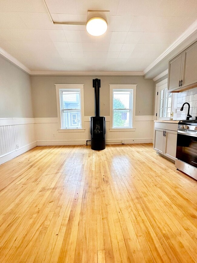 Photo - 93 North St Unit 93 1/2 North St - Apt 2