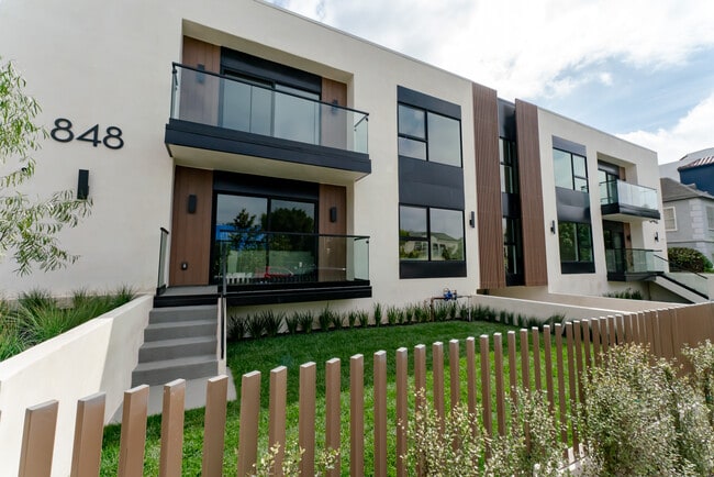 2 units have their own private yard - The Madison Rental