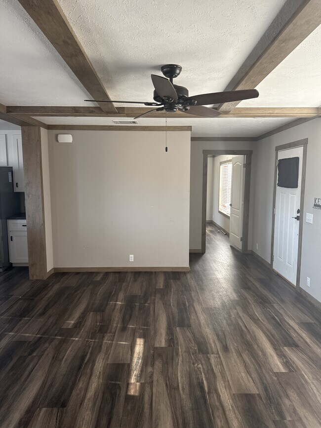 Photo - 260 Co Rd 1220