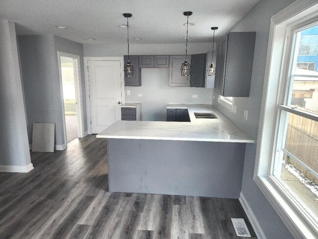 Photo - 4147 Prairie Ave