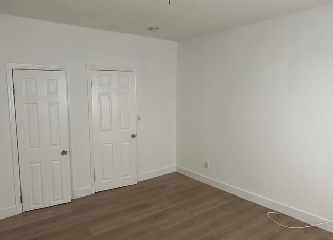 Photo - 2711 Ohio Ave