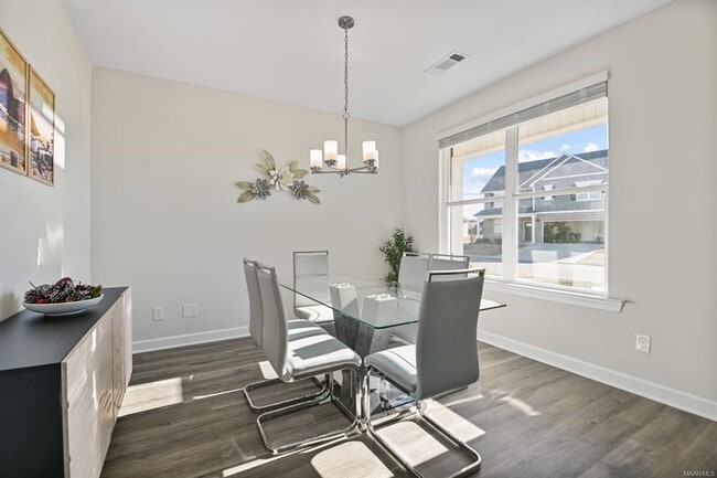 Photo - 6613 Firefly Ln