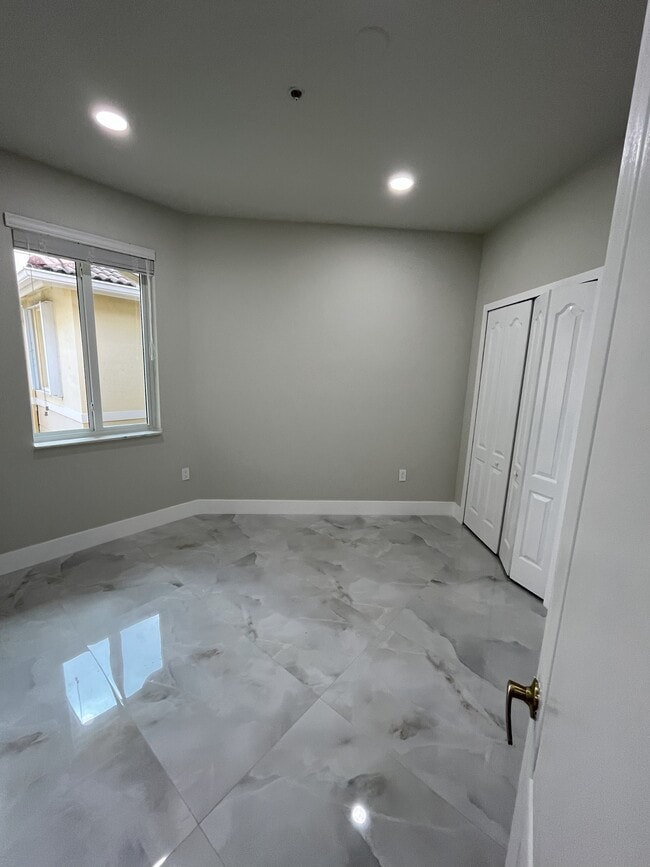Photo - 8906 W Flagler St Unidad 220