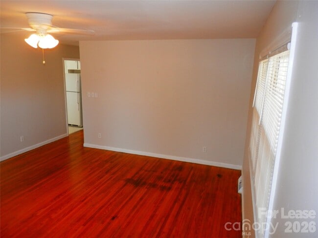 Photo - 815 Echo Glen Rd