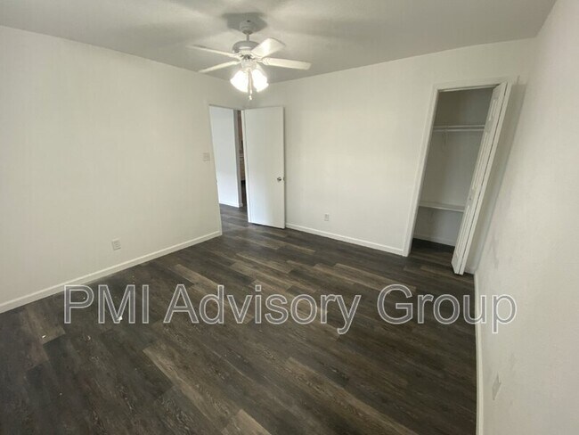 Photo - 2810 SE Monroe St Unidad C