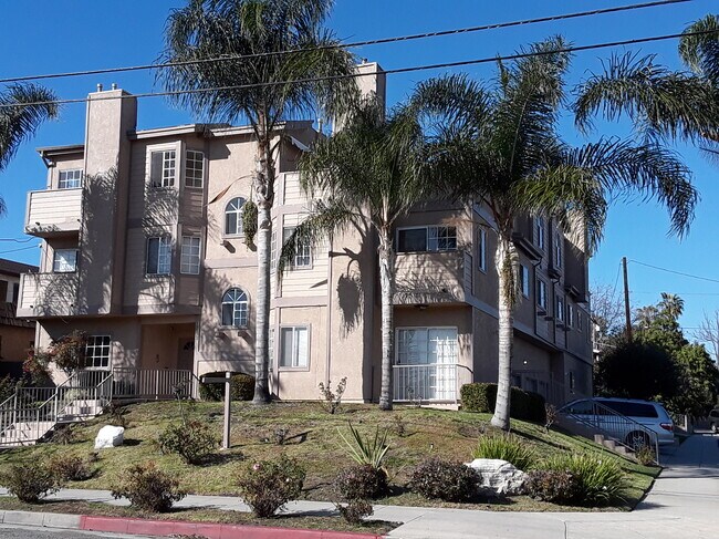852 W 1st St Unidad 104