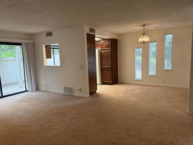 Photo - 1670 Sqft. 3 Bedroom, 2 Bath Gated Townhome for Rent in Citrus Heights.