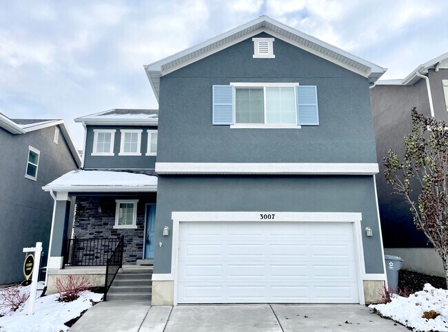 Lovely 2 Story Home in Saratoga Springs! - Lovely 2 Story Home in Saratoga Springs!