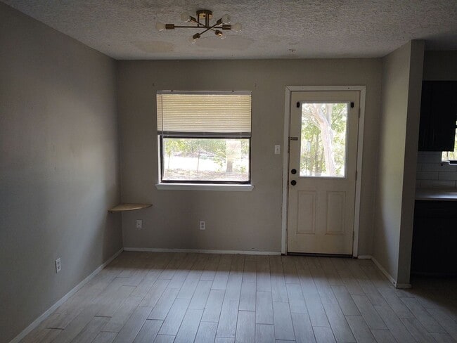Photo - 455 Ridge Dr