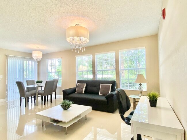 Beautifully illuminated - 11520 Westwood Blvd Unit 512