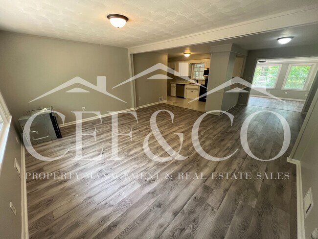 Photo - 421 Zellen Dr