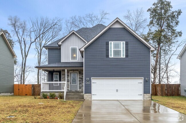 Building Photo - Pet Friendly Three Bedroom with Bonus! Rental