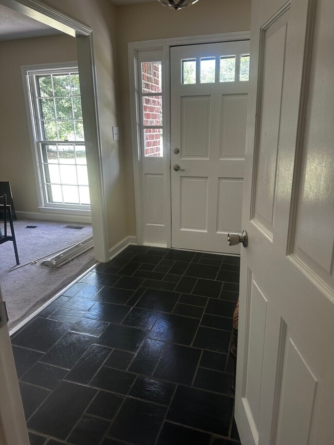 Photo - 209 Shoreline Dr