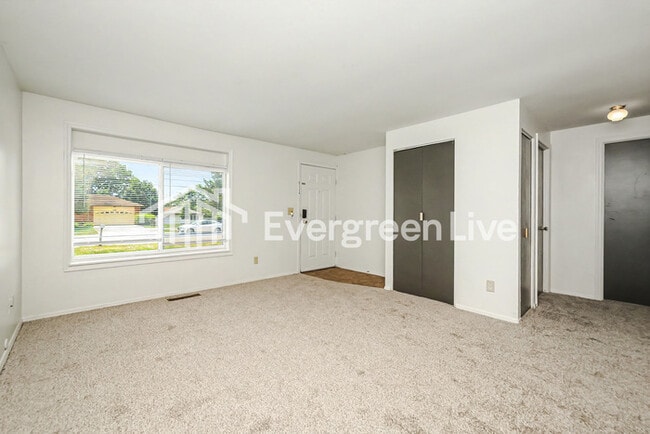 Photo - 4783 Taylorsville Rd