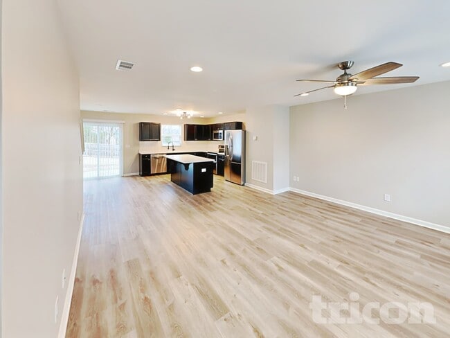 Photo - 1845 Belle Arbor Dr