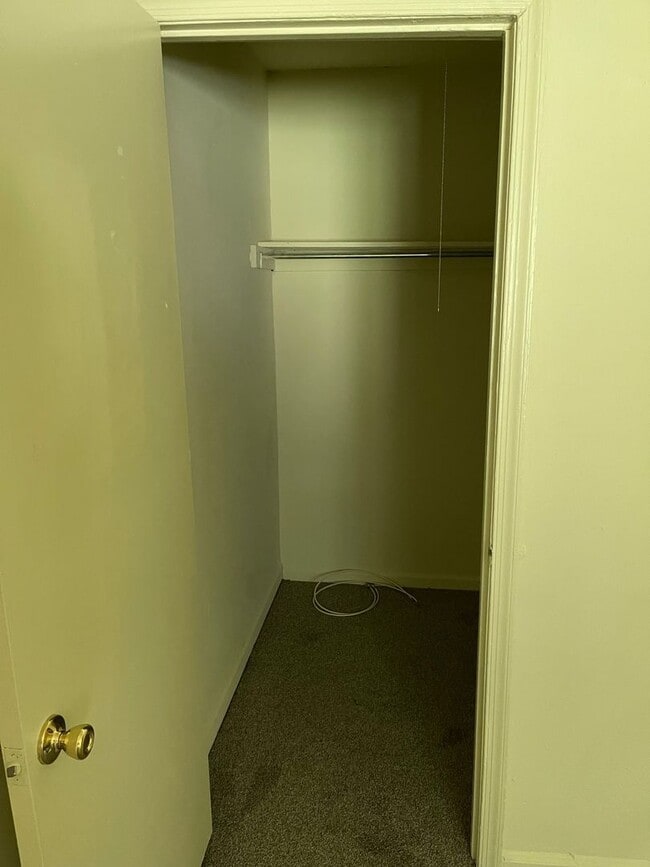 Photo - Edgewood Apartments