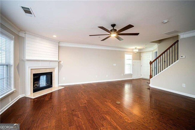 Photo - 265 Balaban Cir