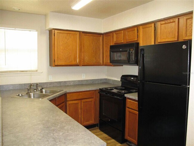 Photo - 2918 Antique Oaks Cir Unit 26