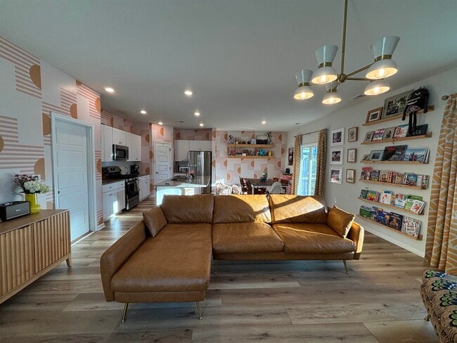 Photo - 523 Salty Pine Dr