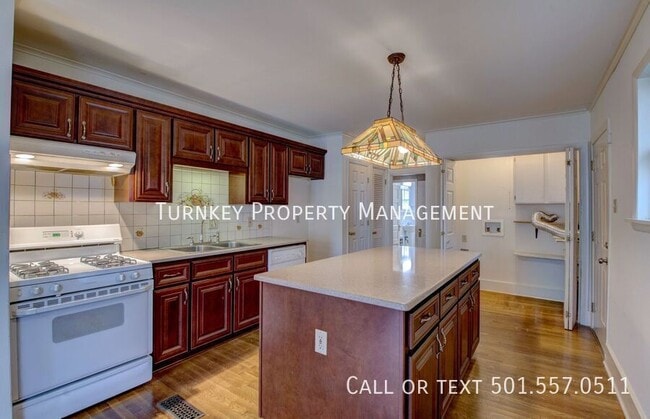 Photo - 5123 Lee Ave