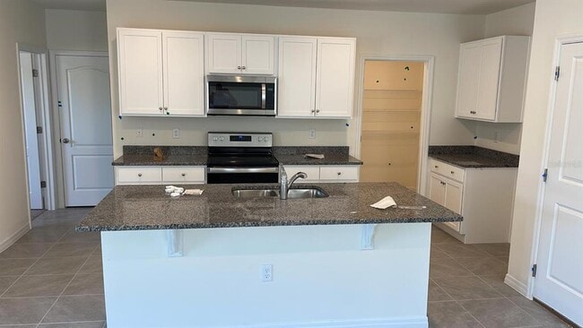 Photo - 1280 Cascades Ave