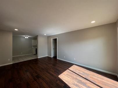 2239 Donna Dr