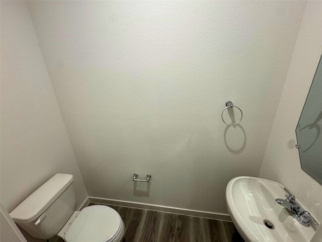 Photo - 2824 Lisburn Ter Ln