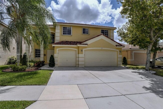Photo - 4322 Fox Ridge Dr House