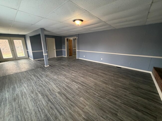 Photo - 13450 Hawbuck Rd