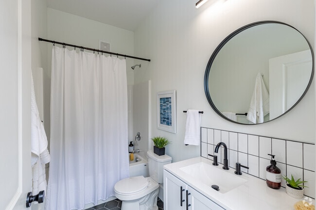 1BR, 1BA