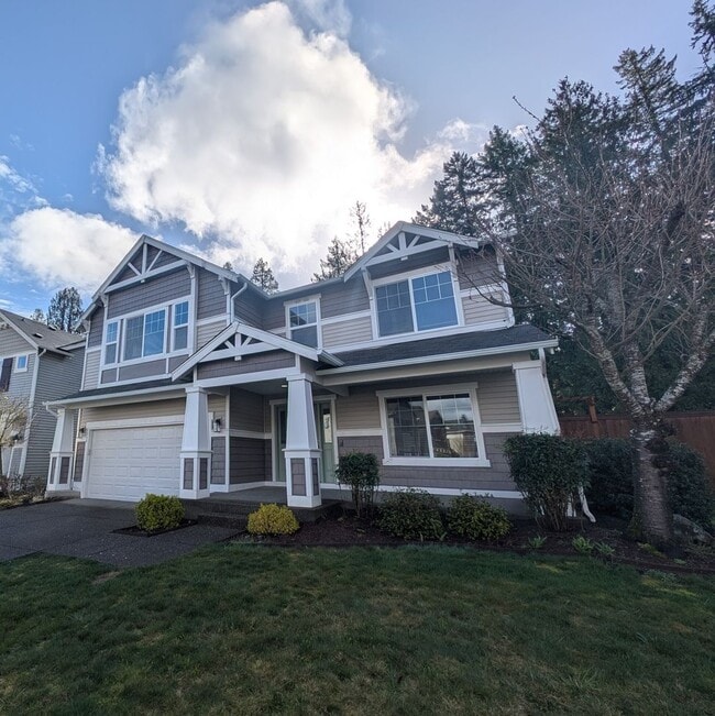 Building Photo - McCormick Village Cutie - Huge Fenced Yard & Extra Space! Available Now!