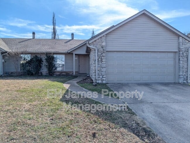 Building Photo - 12524 E 39th Pl