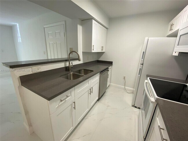 Photo - 15560 SW 104th Terrace Unit 619