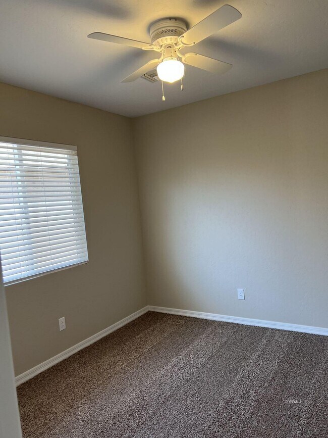 Photo - 1291 Kelson Pl