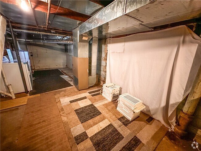 Building Photo - 107 Comfort St Rental